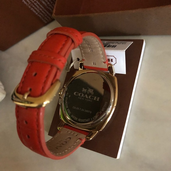 Coach Watch - Picture 3 of 7